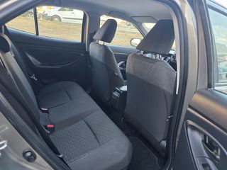 Toyota Yaris Cross 2023-thumb-24
