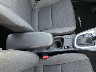 Toyota Yaris Cross 2023-thumb-35