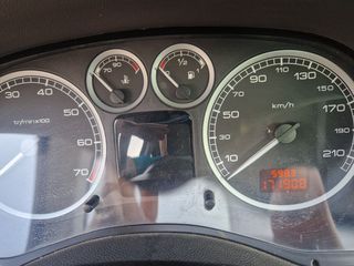 Peugeot 307 2004-thumb-8