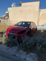 Opel Astra 2013 Πωλείται 2 αυτοκίνητα για ανταλλακτικά