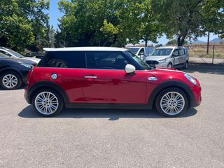 Mini Cooper S 2016-thumb-13