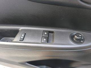 Opel Karl 2015-thumb-8