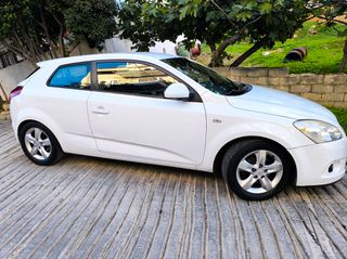 Kia Ceed / cee'd 2009-thumb-1