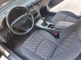 Mercedes-Benz C 200 2002-thumb-5