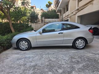 Mercedes-Benz C 200 2002-thumb-2
