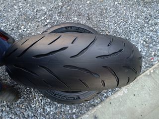 180/55R17 BRIDGESTONE T32 DOT0122 98%PELMA***ZAROGIANNHS**NIKOLAOS********