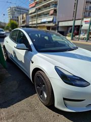 Tesla Model 3 2023-thumb-3