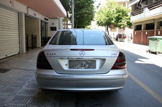 Mercedes-Benz E 220 2003 W211-thumb-2