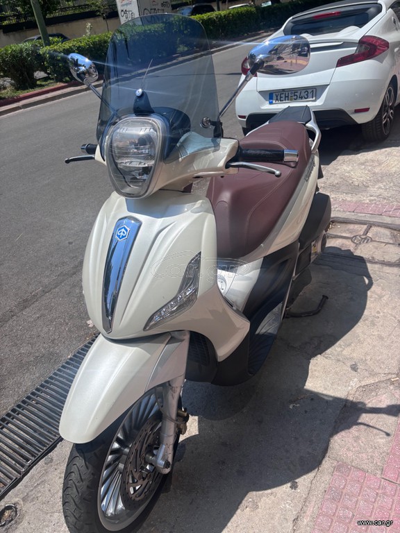 Piaggio Beverly 300i 2013