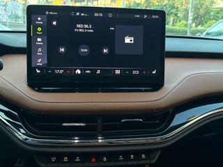 Skoda Enyaq 2022 iv60 AUTO CAMERA NAVI ΔΕΡΜΑΤΙΝΑ ΕΛΛΗΝΙΚΟ ΕΓΓ.ΧΛΜ-thumb-19