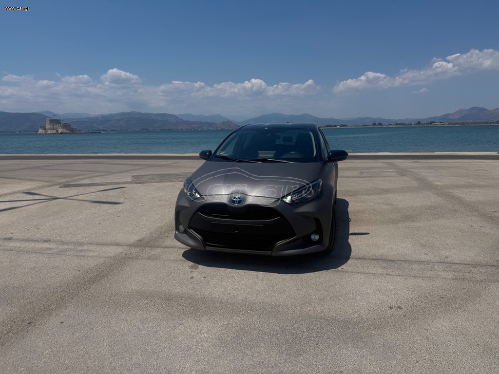 Toyota Yaris 2021 HYBRID AUTOMATIC NAVI CAMERA