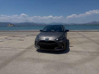 Toyota Yaris 2021 HYBRID AUTOMATIC NAVI CAMERA