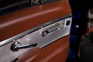 Ford Thunderbird 1961-thumb-19