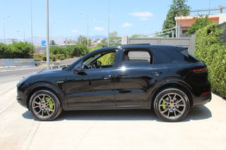 Porsche Cayenne 2020 E-HYBRID 3.0 462HP PASM PANORAMA HEAD UP MATRIX 21''-thumb-2
