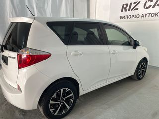 Toyota Verso-S 2011-thumb-4