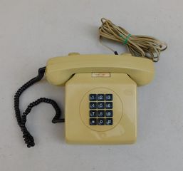 Τηλέφωνο ελληνικής κατασκευής, 1985.-thumb-1