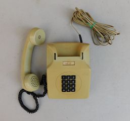 Τηλέφωνο ελληνικής κατασκευής, 1985.-thumb-2
