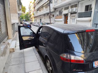 Ford S-Max 2009-thumb-2