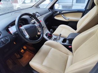 Ford S-Max 2009-thumb-4