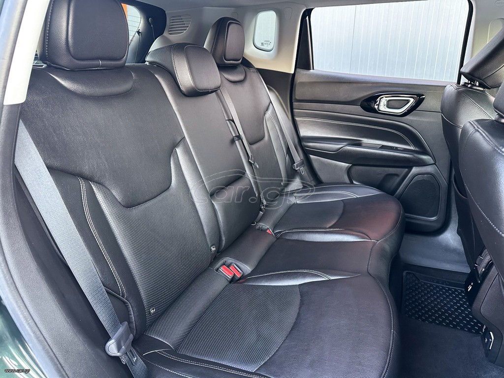 Jeep Compass thumbnail 15