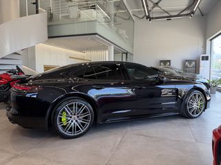 Porsche Panamera 2018 4 E-HYBRID / PANO / EXHAUST / 21" / FULL - VENER1S MOTORS-thumb-29