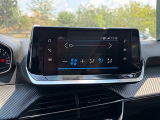 Peugeot 208 2020-thumb-15