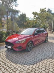 Ford Focus 2018 st line  FULL EXTRA // PANORAMA // MATRIX LED LIGHTS //-thumb-1
