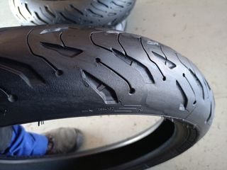 120/70R19 MICHELIN ROAD6 DOT3722 96%PELMA***ZAROGIANNHS**NIKOLAOS***********-thumb-2
