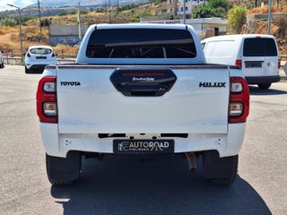 Toyota Hilux 2021-thumb-6