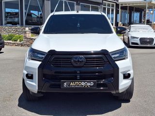 Toyota Hilux 2021-thumb-7