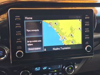 Toyota Hilux 2021-thumb-13