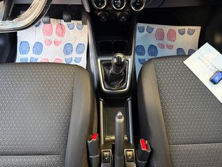 Suzuki Swift 2019 GLX - NAVI, KLIMA! HYBRID-thumb-31