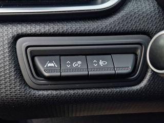 Renault Clio 2020-thumb-16