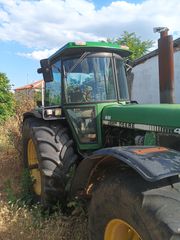 Γεωργικό John Deere 2013 4240