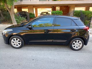 Hyundai i 20 2016 1.1 DIESEL 5D-thumb-1