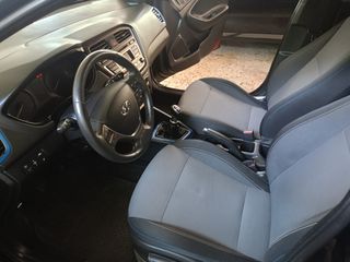 Hyundai i 20 2016 1.1 DIESEL 5D-thumb-9