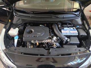 Hyundai i 20 2016 1.1 DIESEL 5D-thumb-11