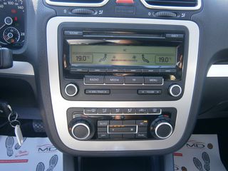 Volkswagen Scirocco 2010 1.4 TSI DSG (7-GEAR)-thumb-24