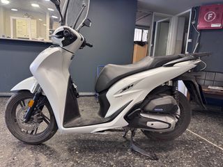 Honda SH 150 2024