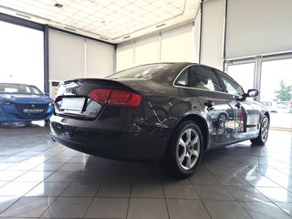 Audi A4 2010 1.8TFSi Ambition-thumb-13