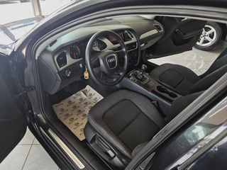 Audi A4 2010 1.8TFSi Ambition-thumb-25