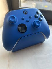 Microsoft Xbox Series Controllers Shock Blue + Razer Universal Quick Charging Stand Shock Blue-thumb-1