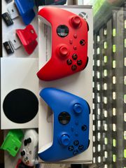 Microsoft Xbox Series Controllers Shock Blue + Razer Universal Quick Charging Stand Shock Blue-thumb-5