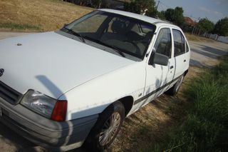 Opel Kadett 1989 KADETT-thumb-1