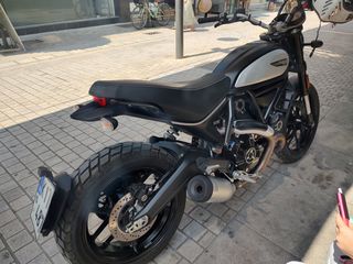 Ducati Scrambler 2021 Icon Dark-thumb-3
