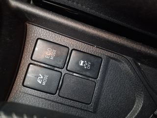 Toyota Yaris 2019 Hybrid-thumb-13