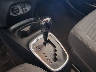 Toyota Yaris 2019 Hybrid-thumb-15
