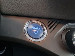 Toyota Yaris 2019 Hybrid-thumb-16