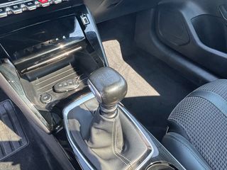 Peugeot 208 2020 GT LINE PANORAMA-thumb-38