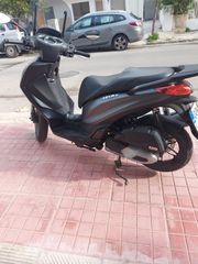 Piaggio Medley 150 2018-thumb-1